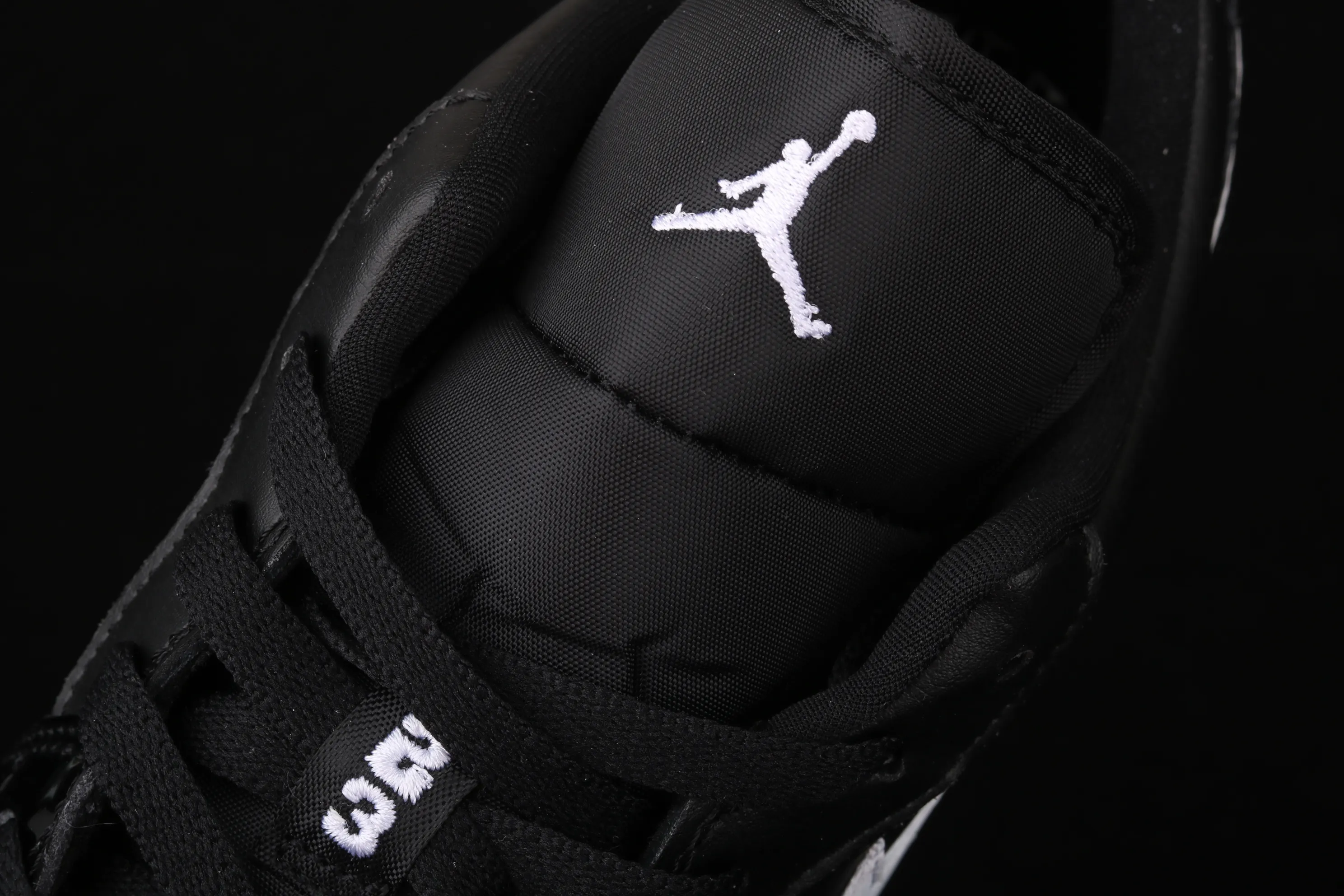 All categories Air Jordan Jordan series basketball shoes Air Jordan 1 Low Air Jordan 1 Low Black White AJ1 Joe 1 black and white small patent leather 553560-002
